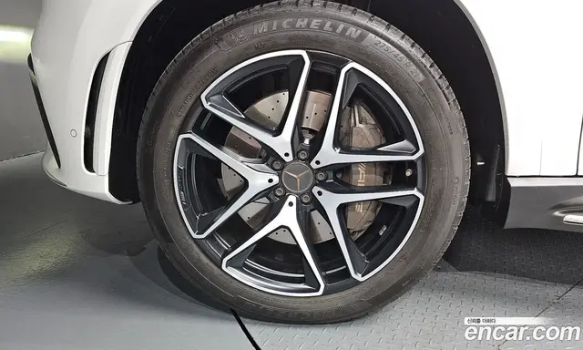 Mercedes-Benz GLE-Class 2022 3.0 автомат (гидро), миниатюра 5