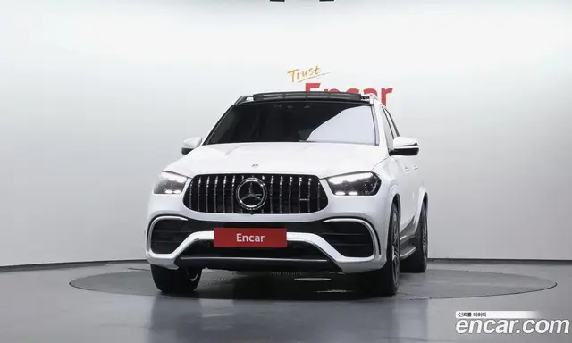 Mercedes-Benz GLE-Class 2023 3.0 автомат (гидро), миниатюра 3
