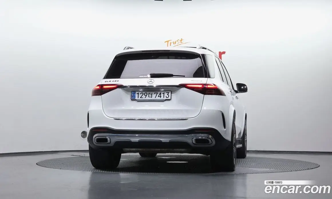 Mercedes-Benz GLE-Class 2023 3.0 автомат (гидро), фото 4