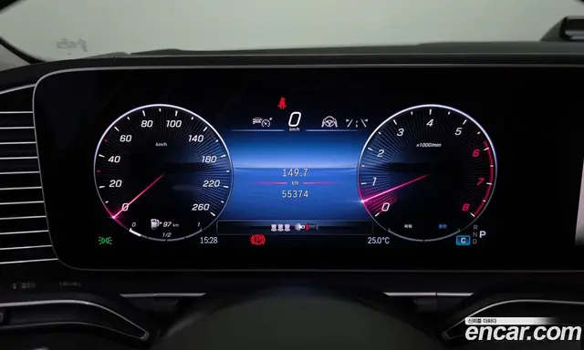 Mercedes-Benz GLE-Class 2023 3.0 автомат (гидро), миниатюра 8
