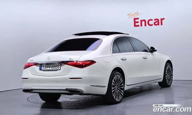 Mercedes-Benz S-Class 2021 4.0 автомат (гидро), миниатюра 2