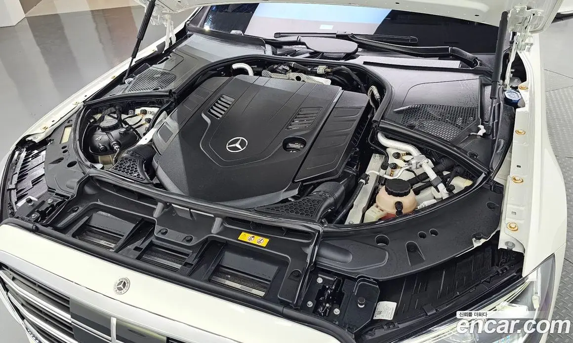 Mercedes-Benz S-Class 2021 4.0 автомат (гидро), фото 6