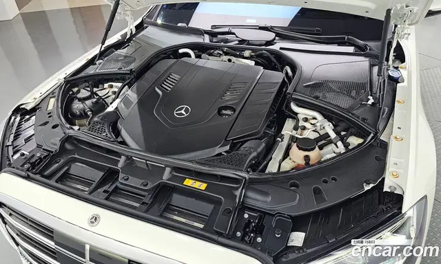 Mercedes-Benz S-Class 2021 4.0 автомат (гидро), миниатюра 6