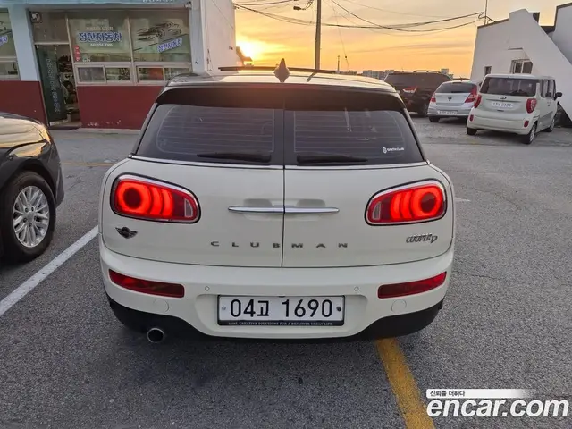 Mini Clubman 2017 2.0 автомат (гидро), миниатюра 4