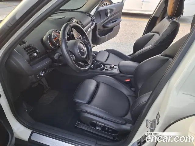 Mini Clubman 2017 2.0 автомат (гидро), миниатюра 7