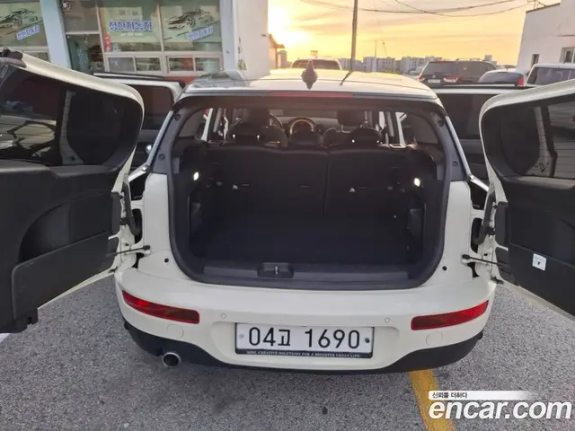 Mini Clubman 2017 2.0 автомат (гидро), миниатюра 8