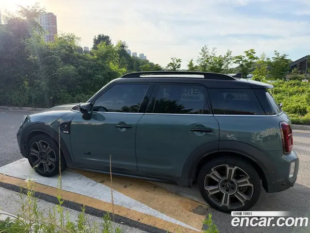 Mini Countryman 2023 2.0 автомат (гидро), миниатюра 4