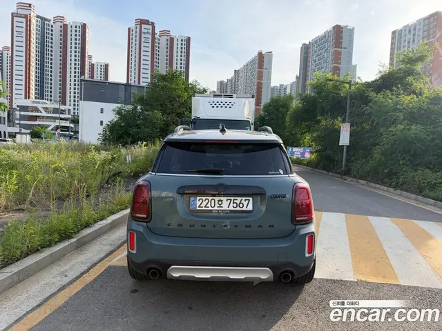 Mini Countryman 2023 2.0 автомат (гидро), миниатюра 8