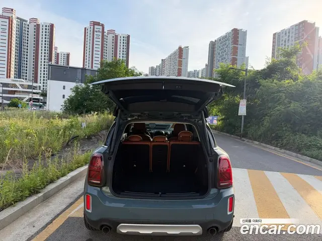 Mini Countryman 2023 2.0 автомат (гидро), миниатюра 9