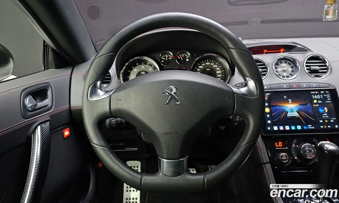 Peugeot RCZ 2013 1.6 автомат (гидро), фото 13 Peugeot RCZ 2013 1.6 автомат (гидро), фото 13