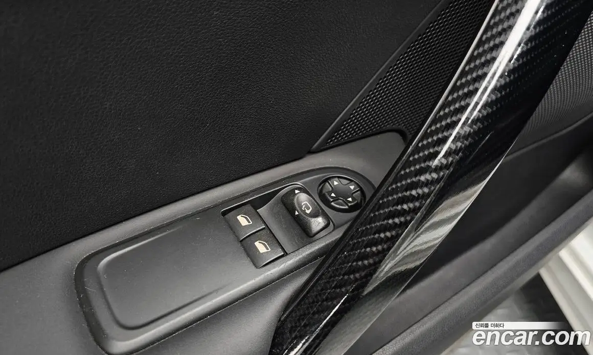 Peugeot RCZ 2013 1.6 автомат (гидро), фото 17 Peugeot RCZ 2013 1.6 автомат (гидро), фото 17