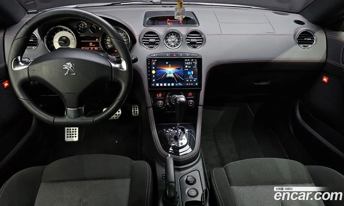 Peugeot RCZ 2013 1.6 автомат (гидро), фото 7 Peugeot RCZ 2013 1.6 автомат (гидро), фото 7