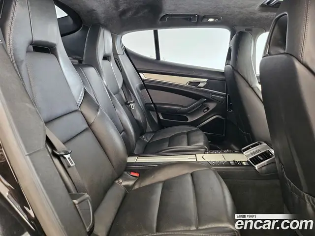 Porsche Panamera 2010 4.8 автомат (гидро), миниатюра 10