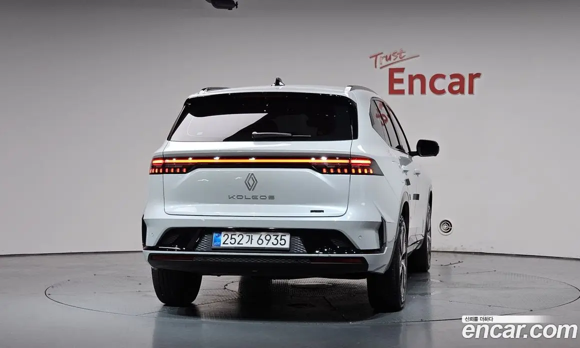 Renault (Samsung) Grand Koleos 2025 1.5 автомат (гидро), фото 3