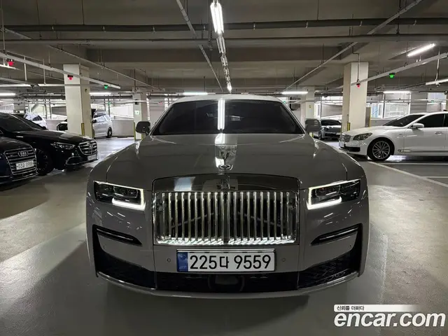 Rolls-Royce Ghost 2022 6.7 автомат (гидро), миниатюра 2 Rolls-Royce Ghost 2022 6.7 автомат (гидро), миниатюра 2