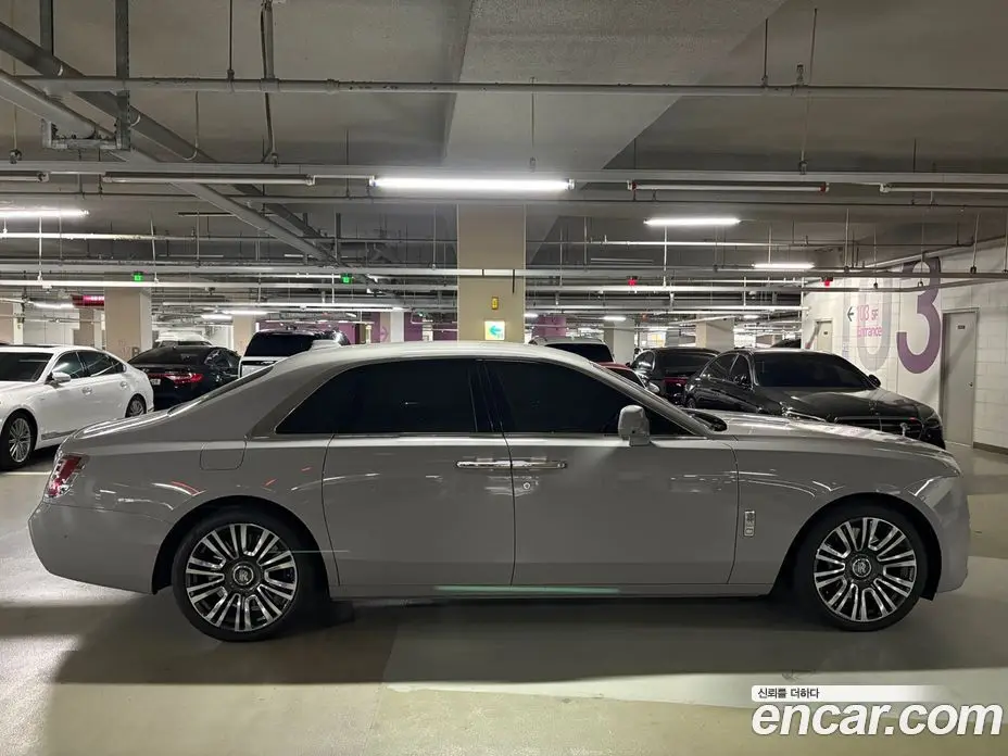 Rolls-Royce Ghost 2022 6.7 автомат (гидро), фото 4 Rolls-Royce Ghost 2022 6.7 автомат (гидро), фото 4