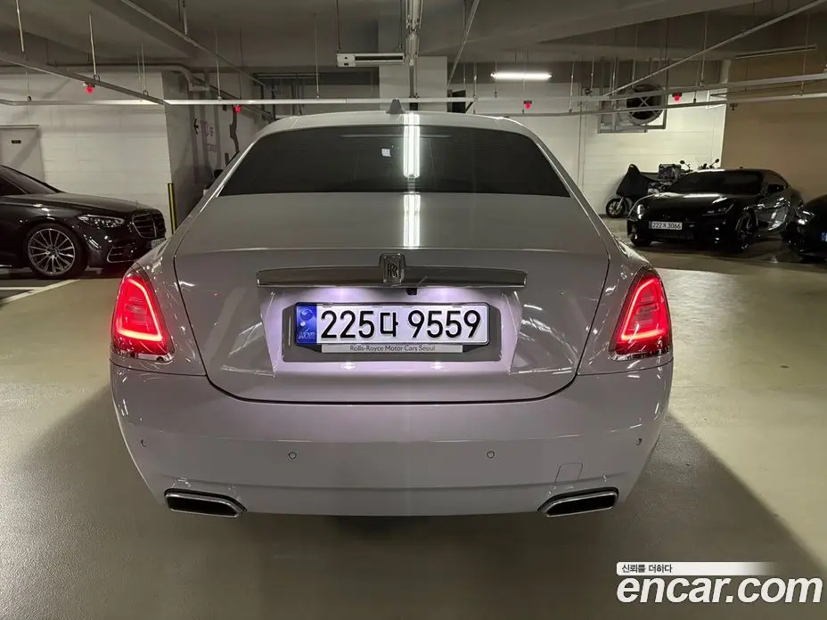 Rolls-Royce Ghost 2022 6.7 автомат (гидро), фото 5 Rolls-Royce Ghost 2022 6.7 автомат (гидро), фото 5