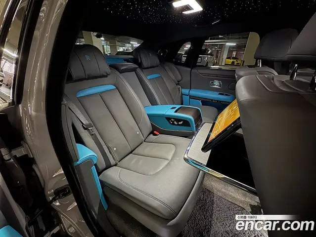 Rolls-Royce Ghost 2022 6.7 автомат (гидро), миниатюра 10 Rolls-Royce Ghost 2022 6.7 автомат (гидро), миниатюра 10