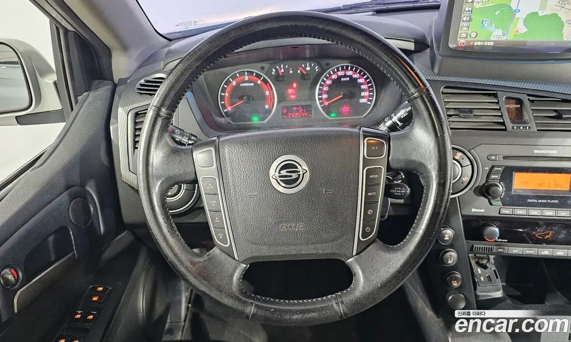 SsangYong Korando 2014 2.0 автомат (гидро), фото 13
