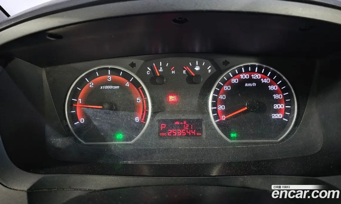 SsangYong Korando 2014 2.0 автомат (гидро), фото 8