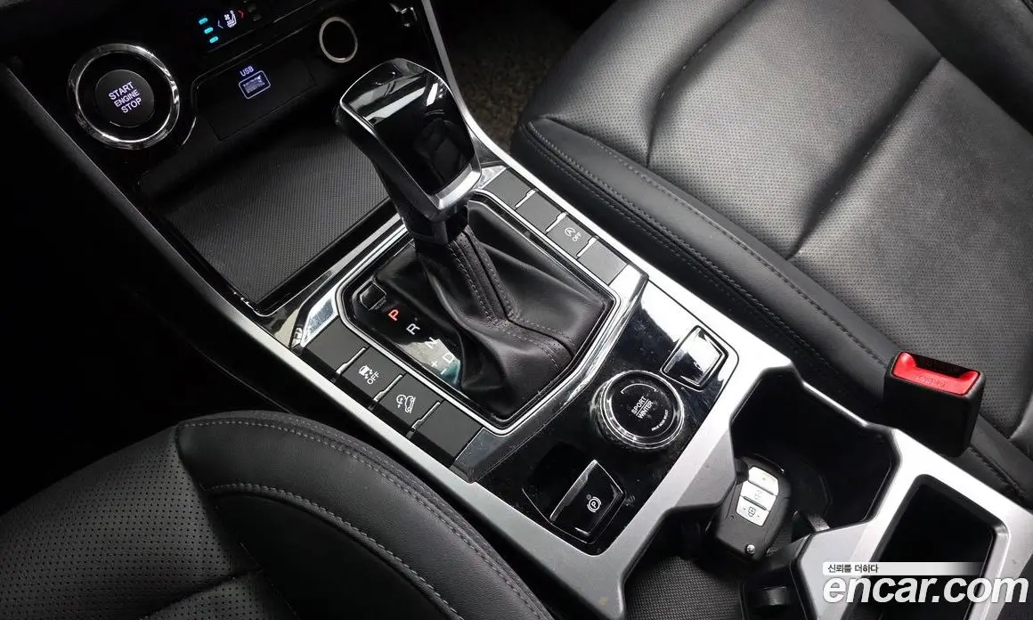 SsangYong Korando 2021 1.5 автомат (гидро), фото 12