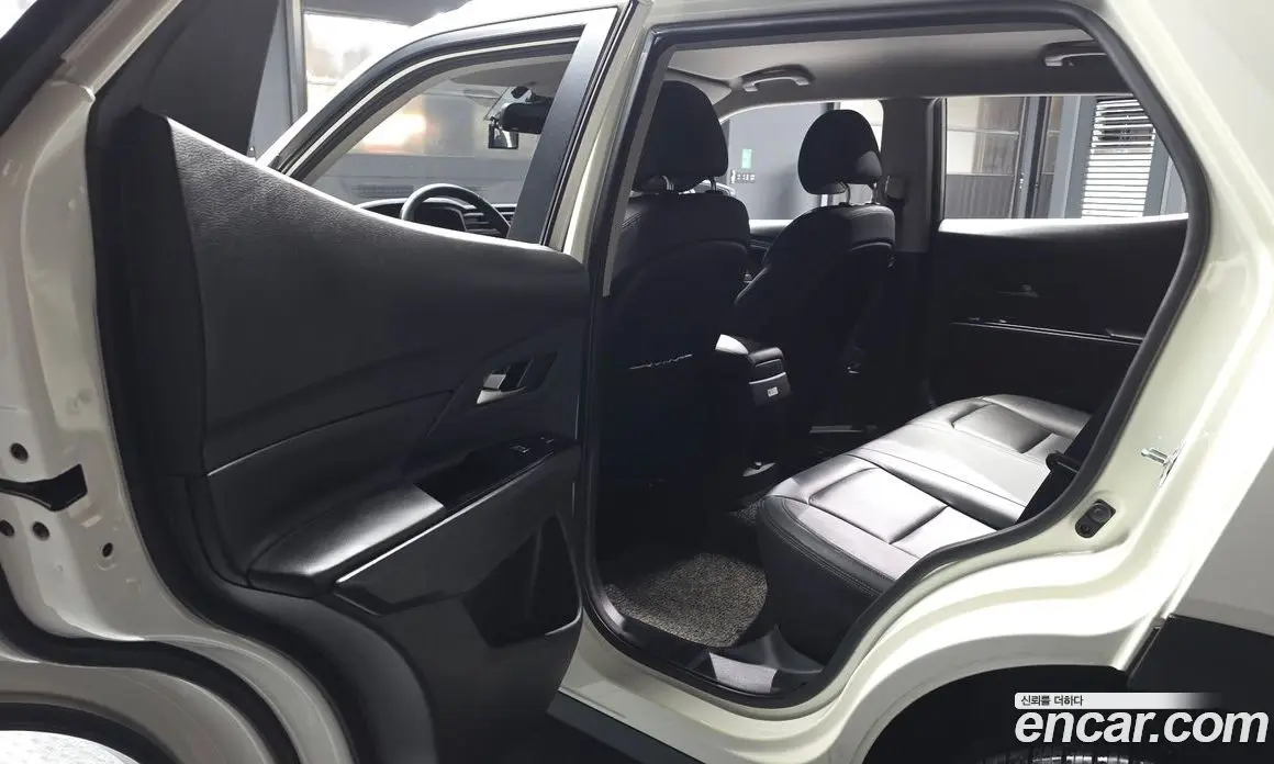 SsangYong Korando 2021 1.5 автомат (гидро), фото 16