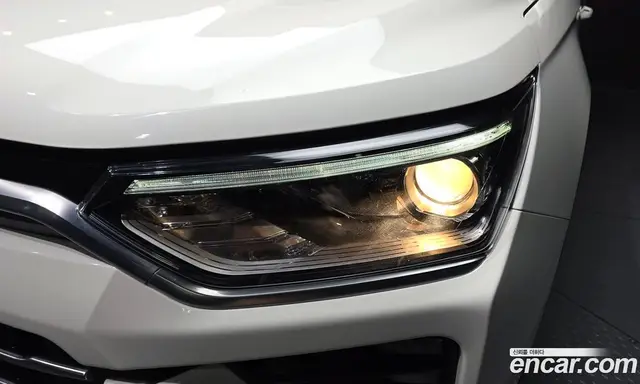 SsangYong Korando 2021 1.5 автомат (гидро), миниатюра 8