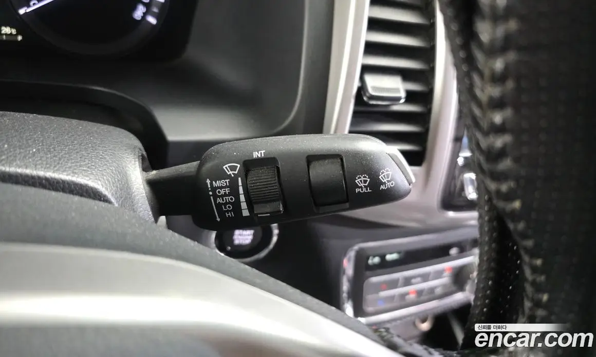 SsangYong Rexton 2018 2.2 автомат (гидро), фото 16