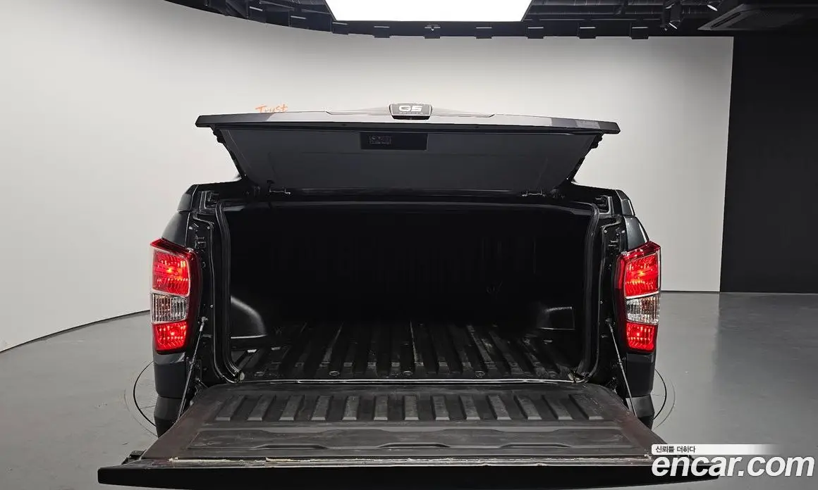 SsangYong Rexton 2019 2.2 автомат (гидро), фото 26