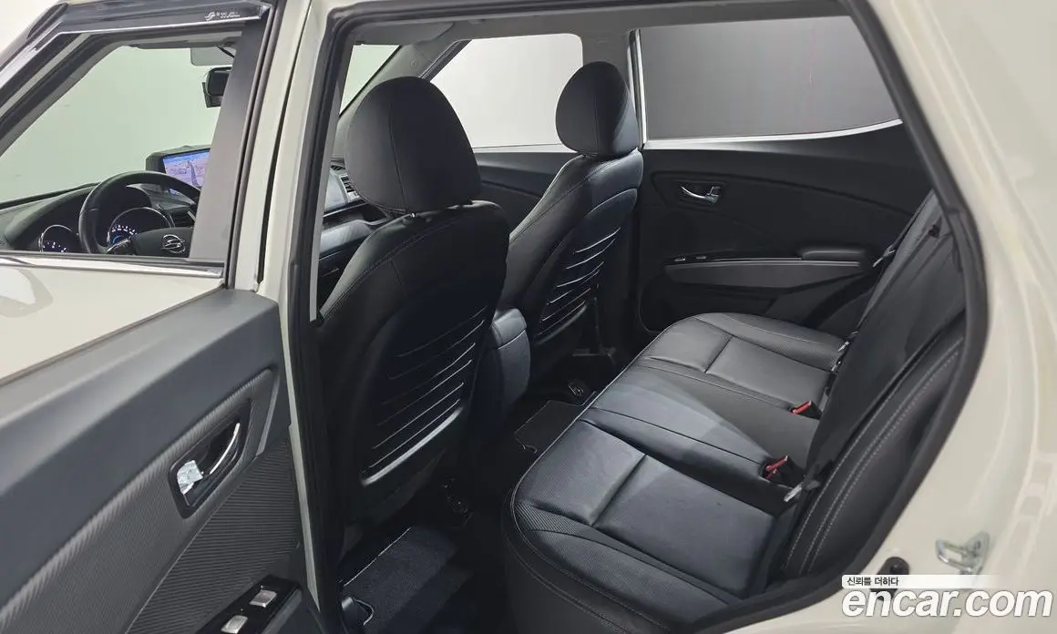 SsangYong TIBOLI 2017 1.6 автомат (гидро), фото 17