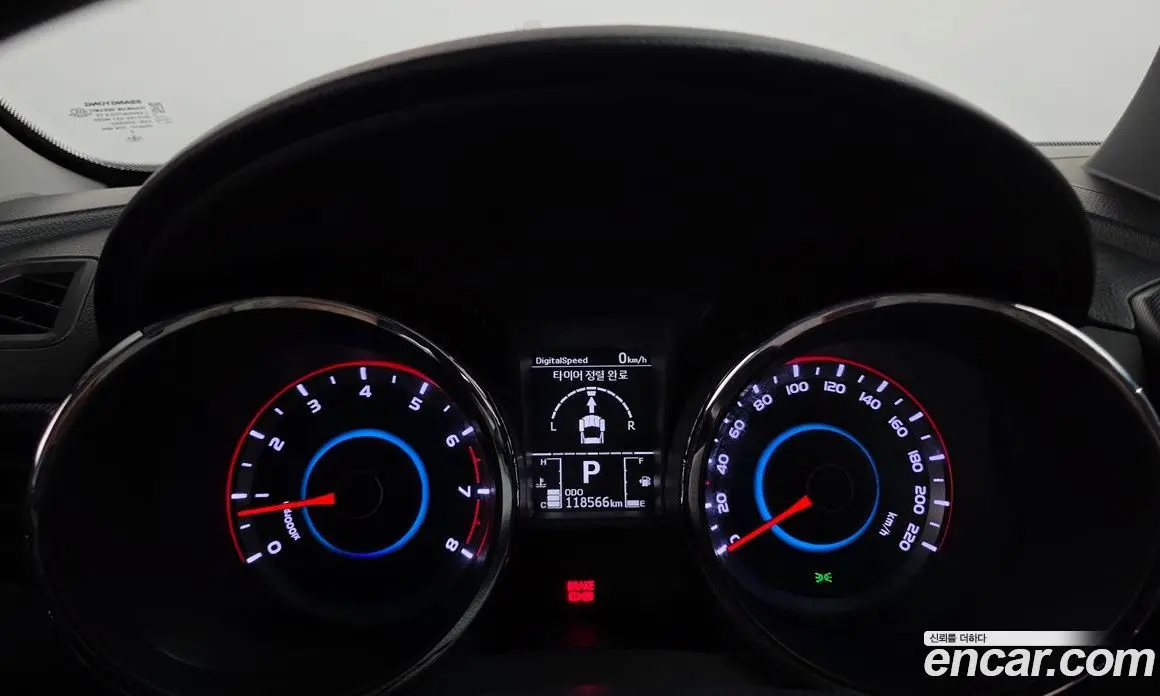 SsangYong TIBOLI 2017 1.6 автомат (гидро), фото 8