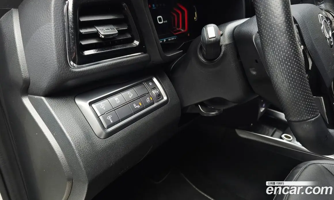 SsangYong TIBOLI 2019 1.5 автомат (гидро), фото 15