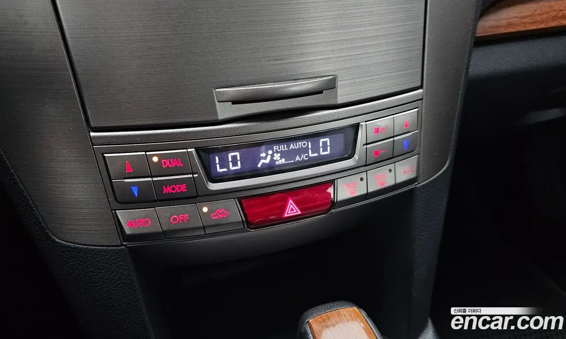 Subaru Outback 2012 2.5 автомат (гидро), фото 17 Subaru Outback 2012 2.5 автомат (гидро), фото 17