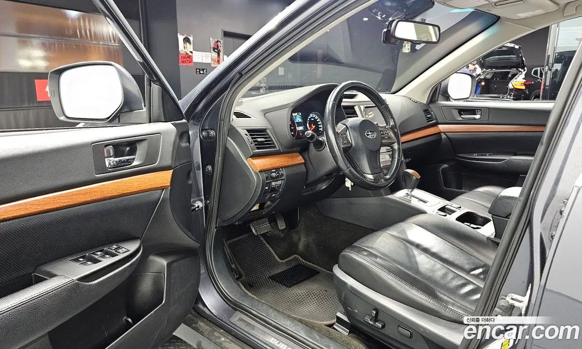 Subaru Outback 2012 2.5 автомат (гидро), фото 10 Subaru Outback 2012 2.5 автомат (гидро), фото 10