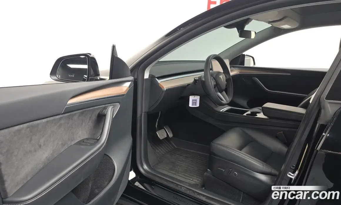 Tesla Model Y 2024 0.2 автомат (гидро), фото 13 Tesla Model Y 2024 0.2 автомат (гидро), фото 13