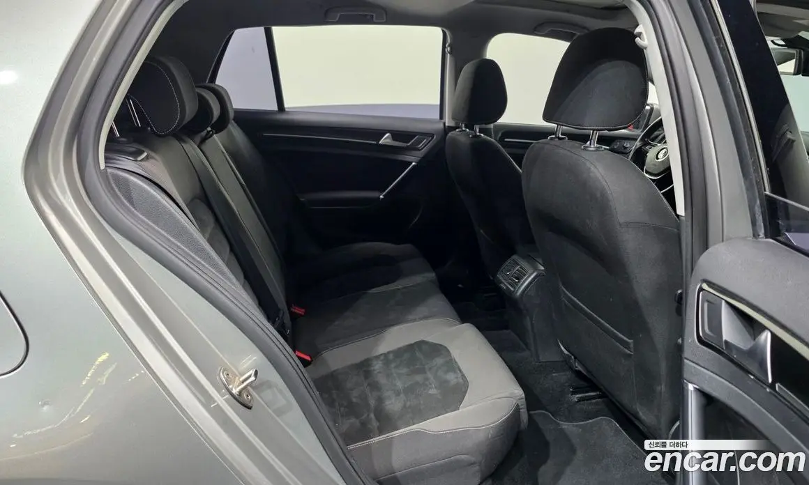 Volkswagen Golf 2014 2.0 автомат (гидро), фото 12