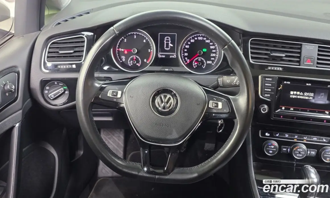 Volkswagen Golf 2014 2.0 автомат (гидро), фото 13