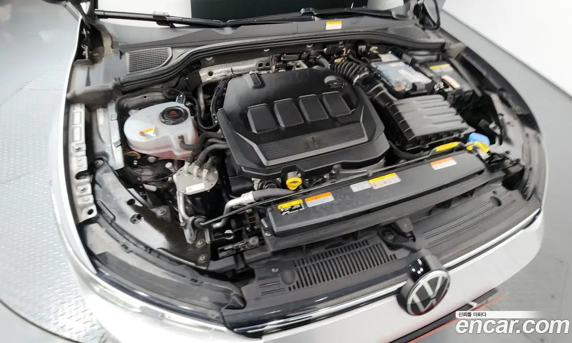 Volkswagen Golf 2022 2.0 автомат (гидро), фото 6