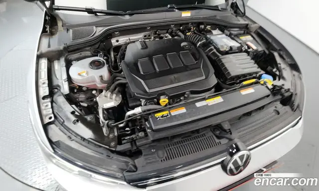 Volkswagen Golf 2022 2.0 автомат (гидро), миниатюра 6