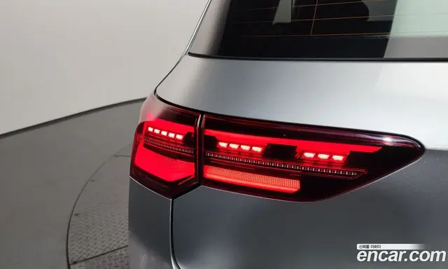 Volkswagen Golf 2022 2.0 автомат (гидро), миниатюра 9