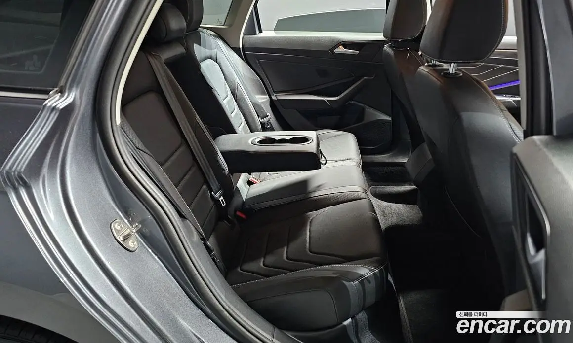 Volkswagen Jetta 2022 1.5 автомат (гидро), фото 18