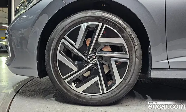 Volkswagen Jetta 2022 1.5 автомат (гидро), миниатюра 5