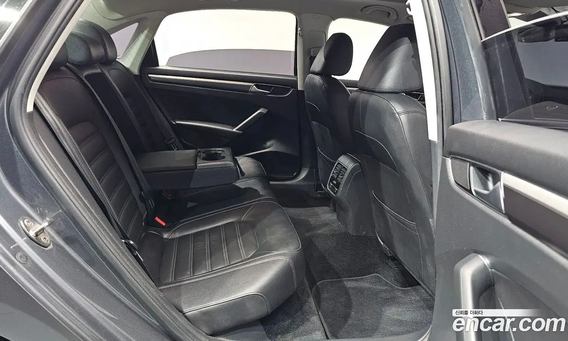 Volkswagen Passat 2016 1.8 автомат (гидро), фото 15