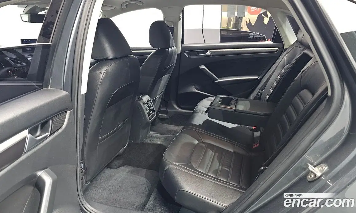 Volkswagen Passat 2016 1.8 автомат (гидро), фото 17