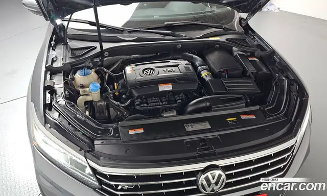 Volkswagen Passat 2016 1.8 автомат (гидро), миниатюра 5
