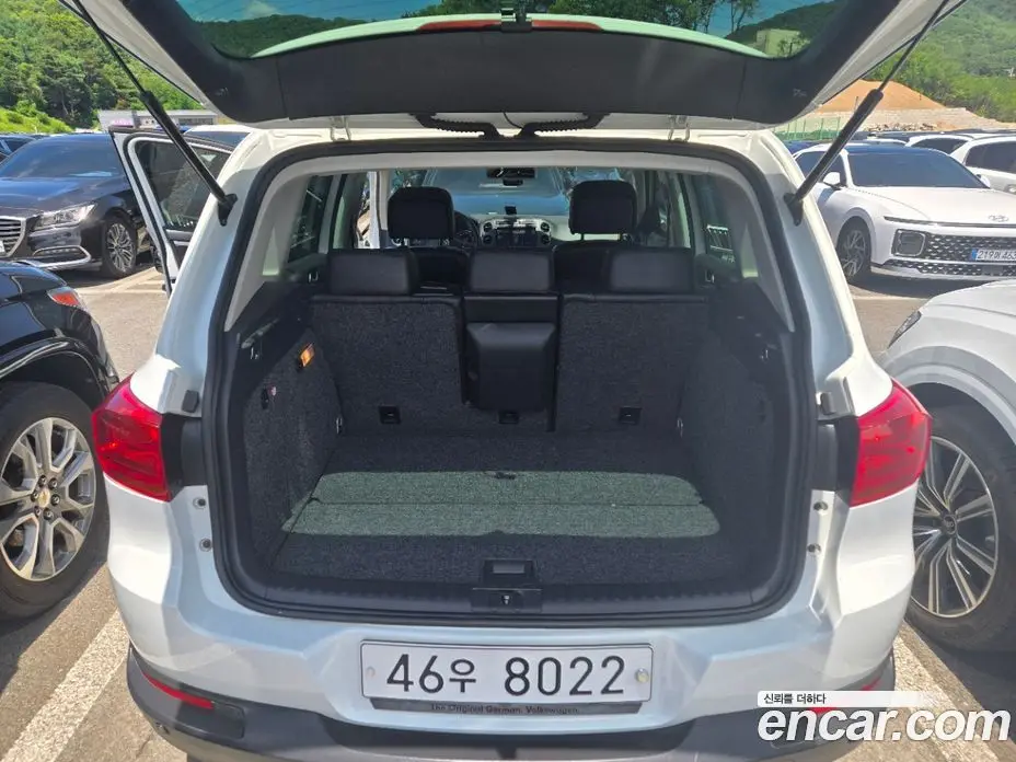 Volkswagen Tiguan 2014 2.0 автомат (гидро), фото 19