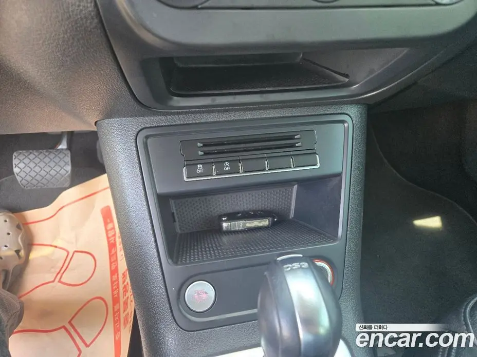 Volkswagen Tiguan 2014 2.0 автомат (гидро), фото 10