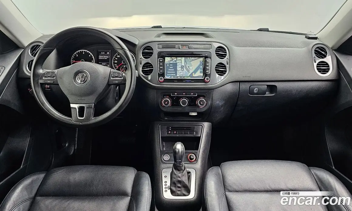 Volkswagen Tiguan 2015 2.0 автомат (гидро), фото 7