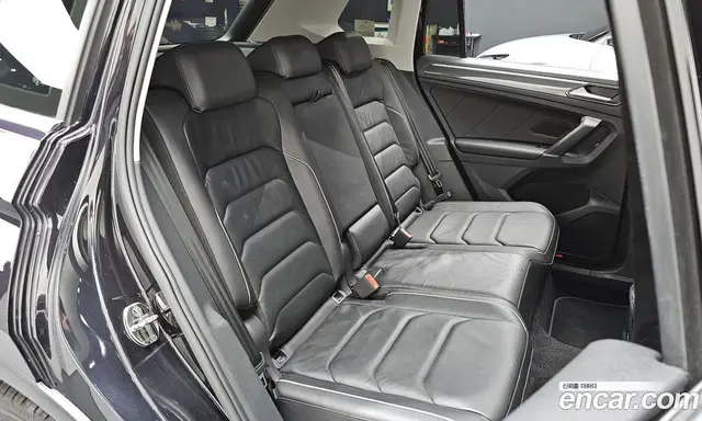 Volkswagen Tiguan 2018 2.0 автомат (гидро), миниатюра 11