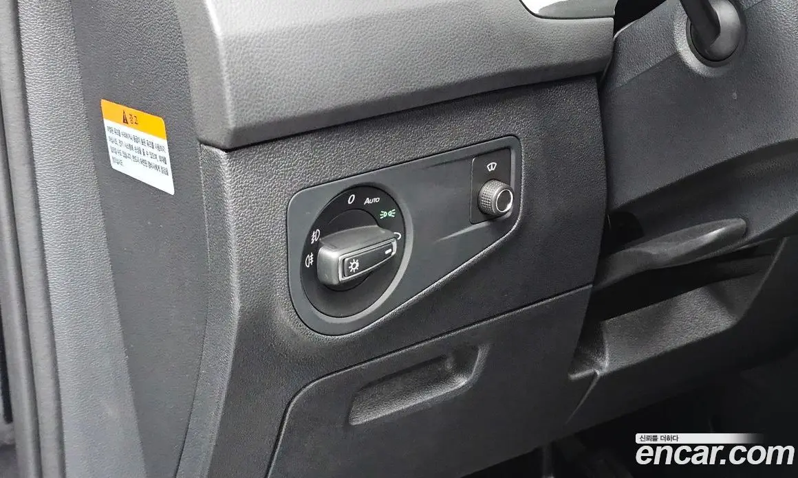 Volkswagen Tiguan 2018 2.0 автомат (гидро), фото 14